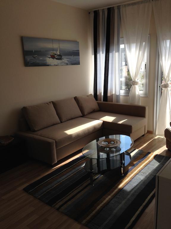 Zavos Colours Boutique Apartments Limassol Eksteriør billede
