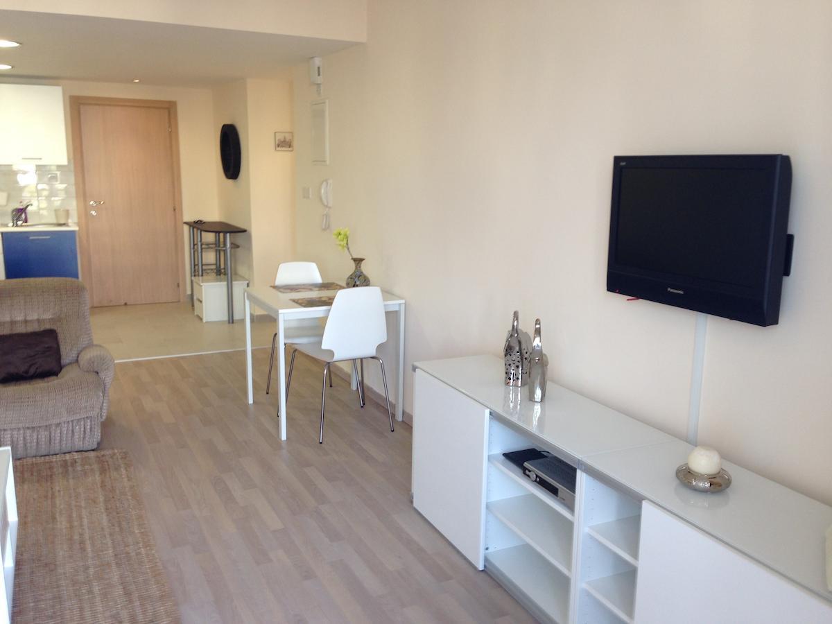 Zavos Colours Boutique Apartments Limassol Værelse billede